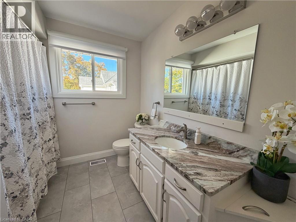 128 Cedar Street, Dunnville, Ontario  N1A 3C7 - Photo 9 - 40874603