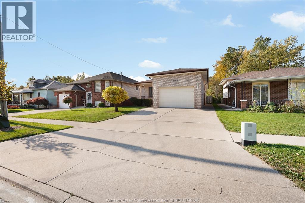 2515 Clemenceau, Windsor, Ontario  N8T 2P4 - Photo 2 - 26026598