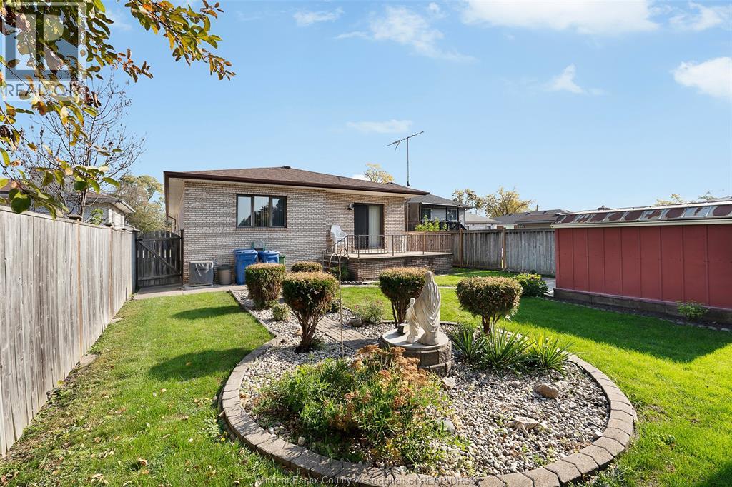 2515 Clemenceau, Windsor, Ontario  N8T 2P4 - Photo 6 - 26026598