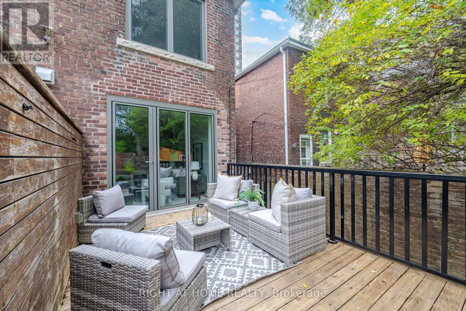 32 Eastmount Avenue, Toronto, Ontario  M4K 1V1 - Photo 38 - E14127068