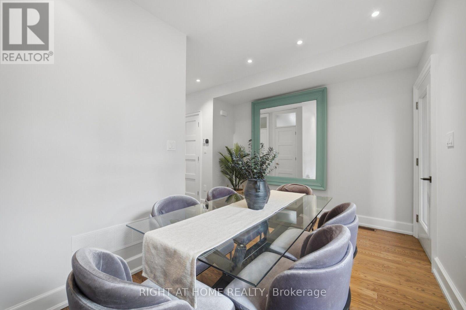 32 Eastmount Avenue, Toronto, Ontario  M4K 1V1 - Photo 6 - E14127068