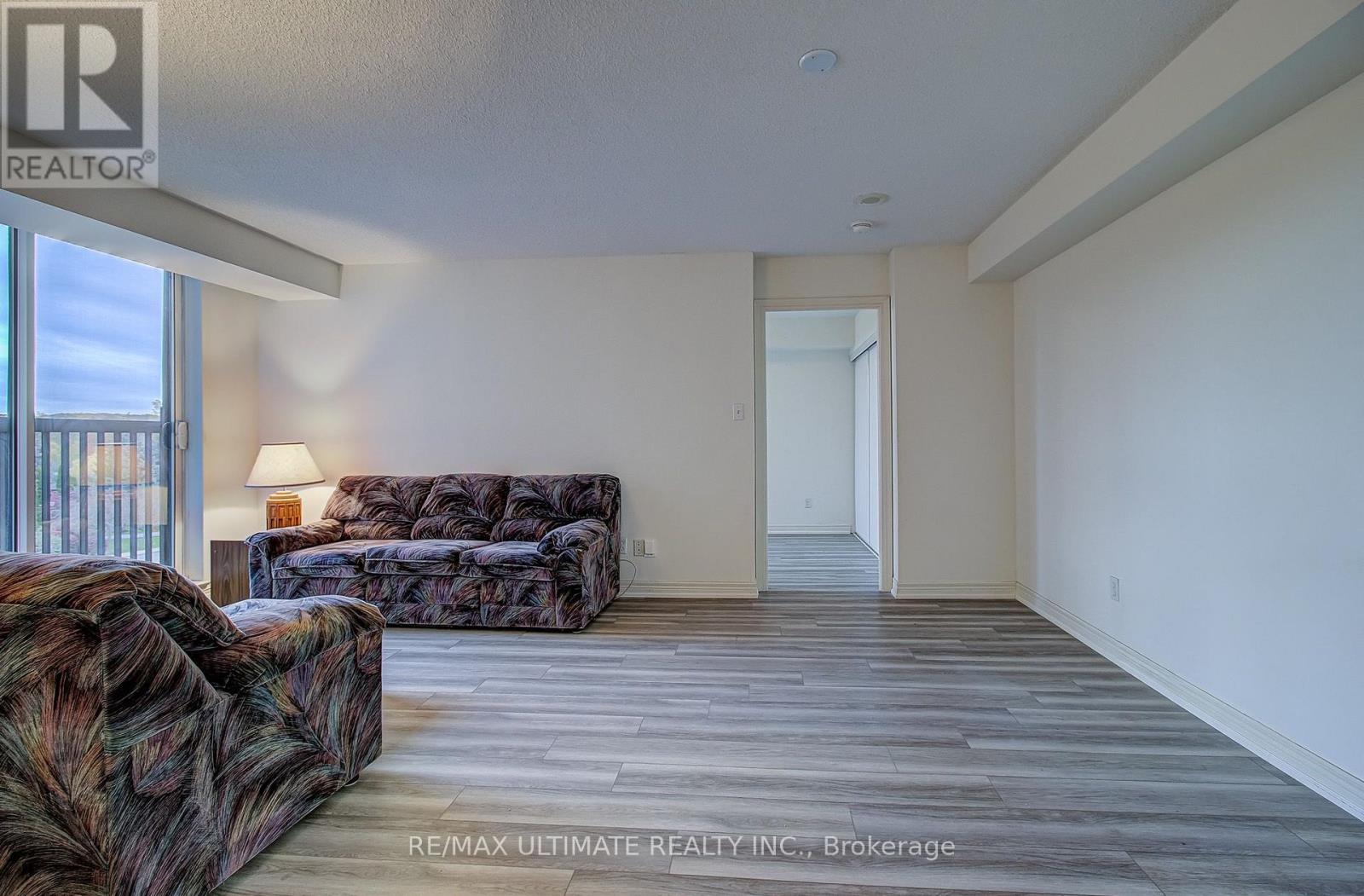525 - 1700 Eglinton Avenue E, Toronto, Ontario  M4A 2X4 - Photo 4 - C14126184