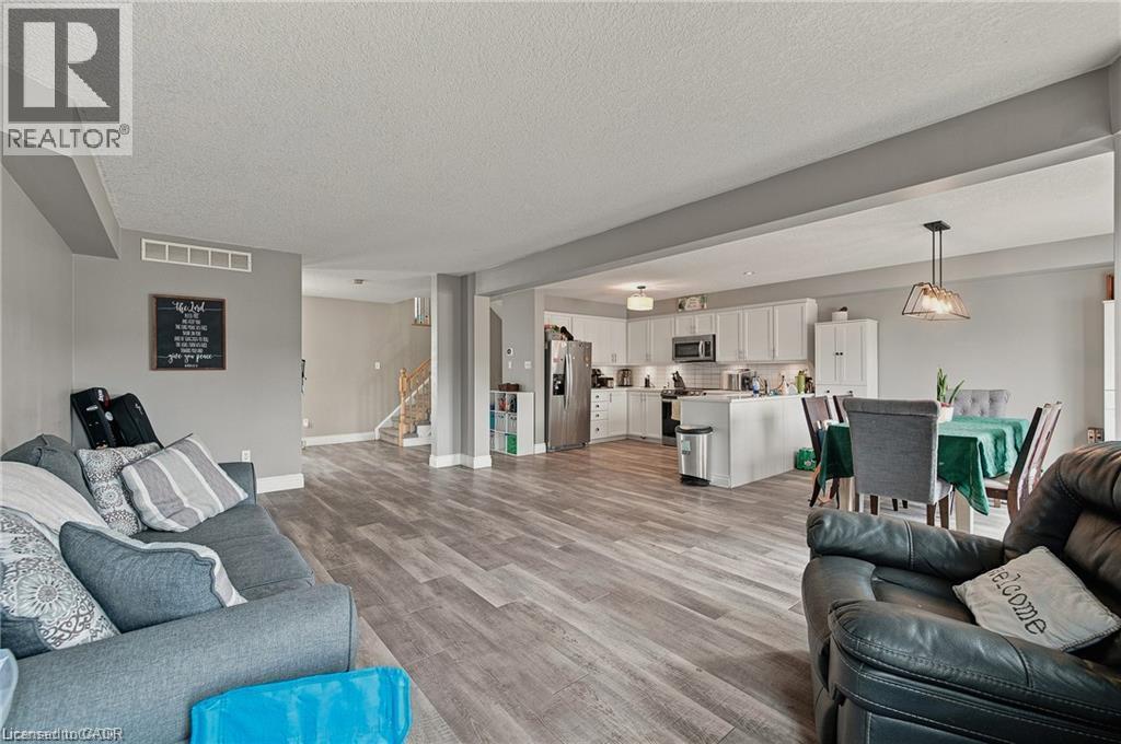 742 Rogers Road, Listowel, Ontario  N4W 0A1 - Photo 6 - 40874753