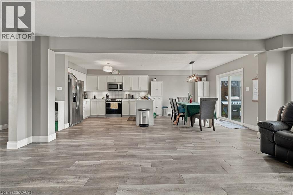 742 Rogers Road, Listowel, Ontario  N4W 0A1 - Photo 7 - 40874753
