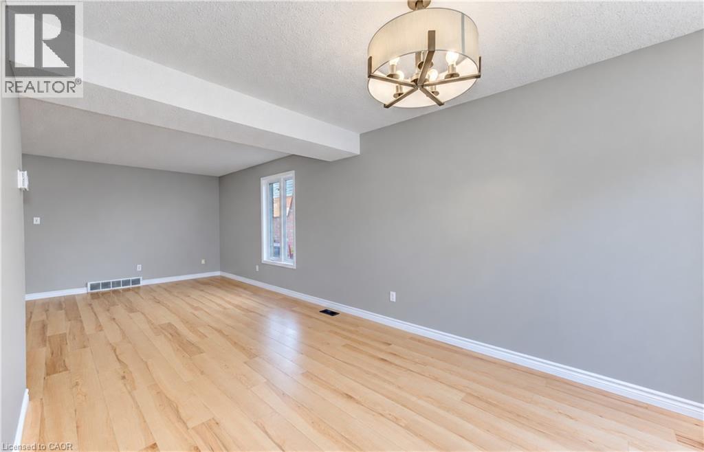 61 Chesterton Lane, Guelph, Ontario  N1E 7A6 - Photo 10 - 40874083