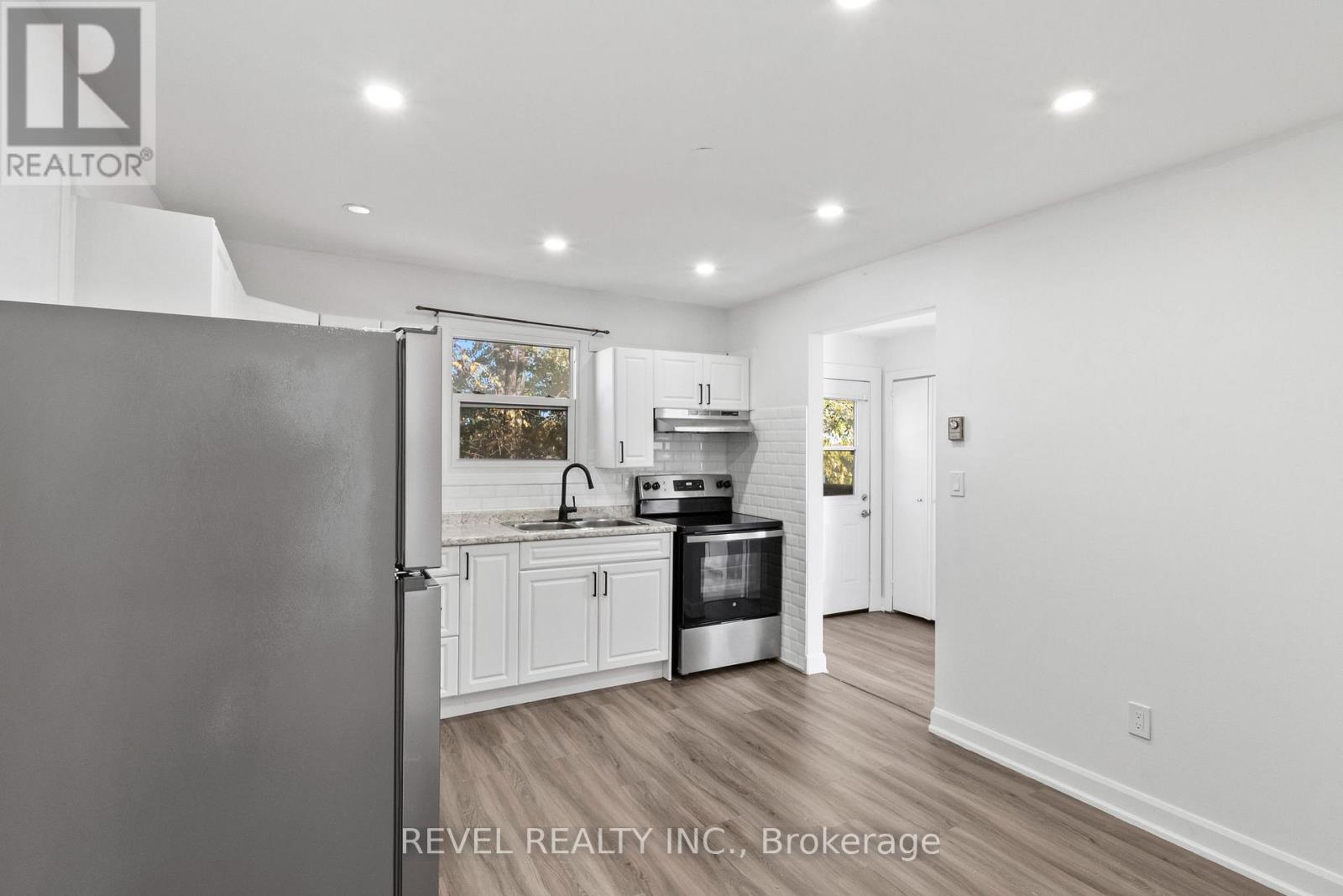 Unit 2 - 1100 Simcoe Street S, Oshawa, Ontario L1H 4L6 - Photo 16 - E14127308