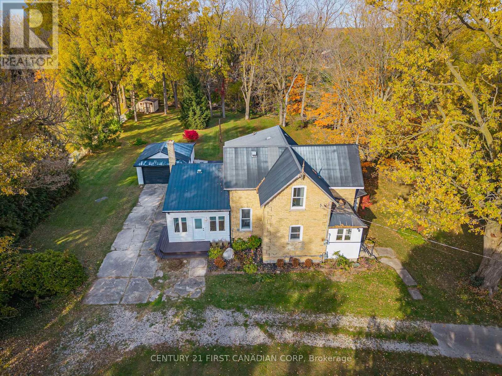 257 Union Street, North Middlesex, Ontario  N0M 2K0 - Photo 4 - X14127302