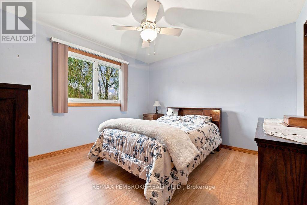 180 Everett Street, Pembroke, Ontario  K8A 3W1 - Photo 10 - X14127400