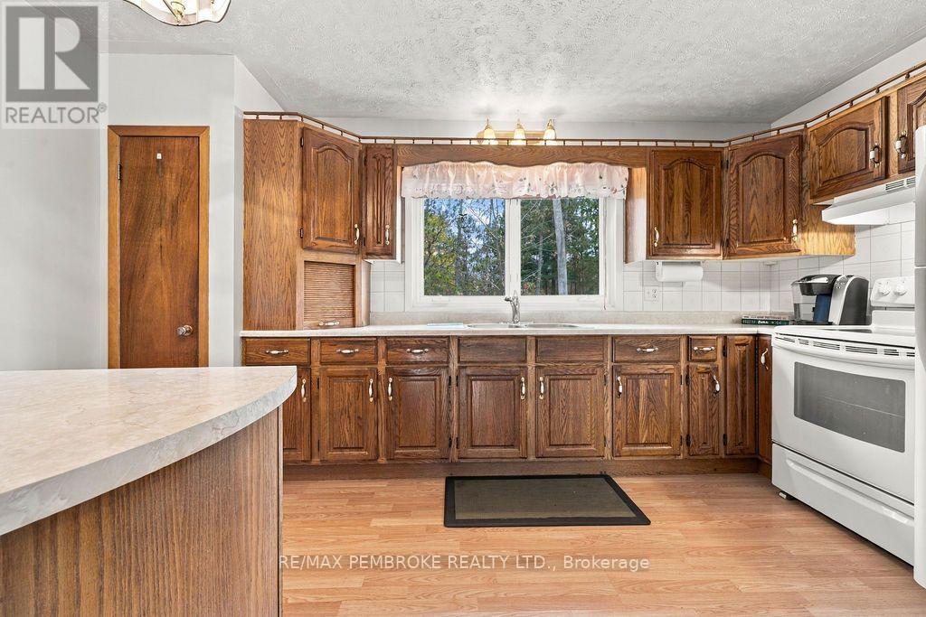 180 Everett Street, Pembroke, Ontario  K8A 3W1 - Photo 22 - X14127400