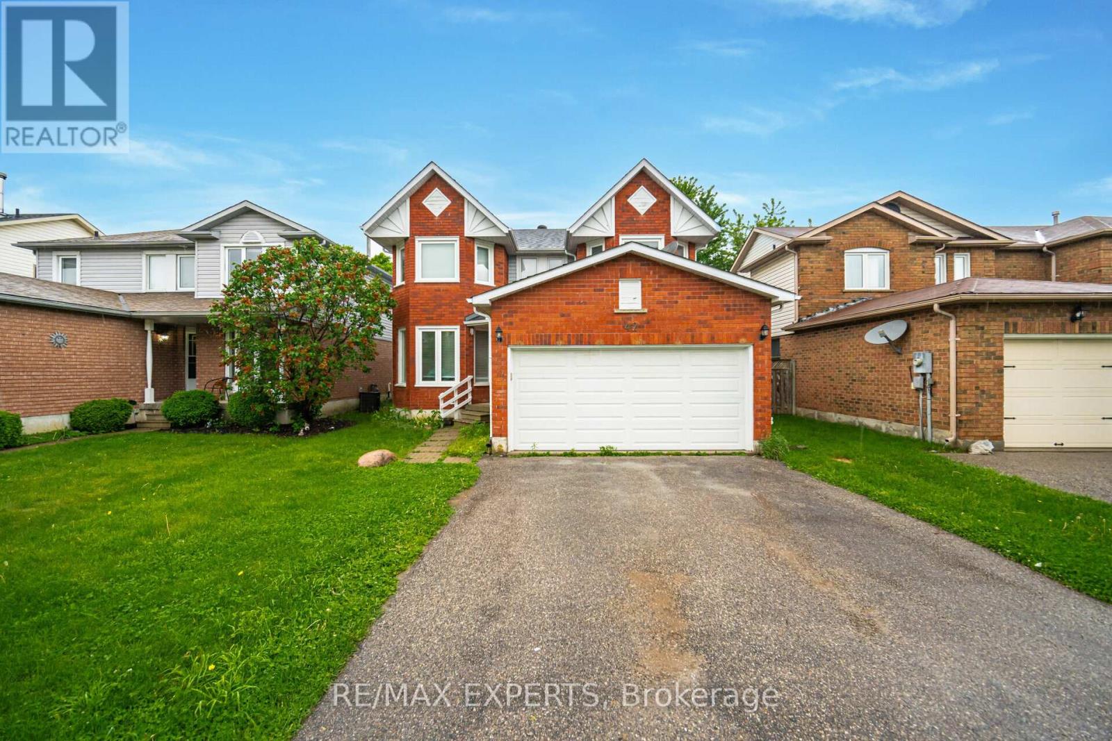 42 Quance Street, Barrie (Holly), Ontario  L4N 7M3 - Photo 2 - S14127310