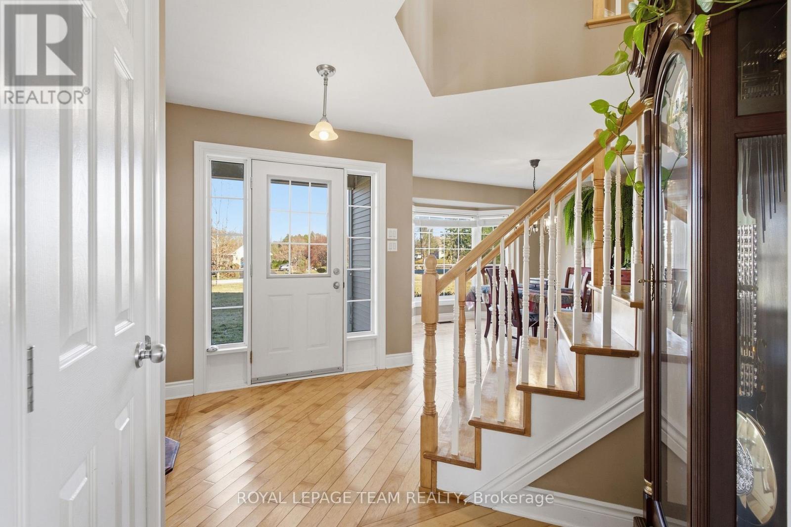 37 Balmoral Street, North Grenville, Ontario  K0G 1J0 - Photo 4 - X14127324