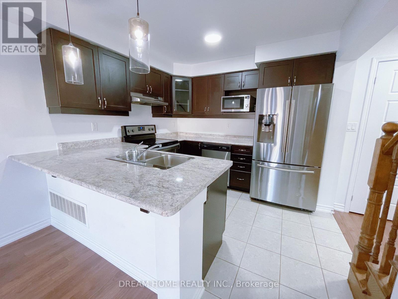 651 Laking Terrace, Milton, Ontario  L9T 9J4 - Photo 8 - W14127392