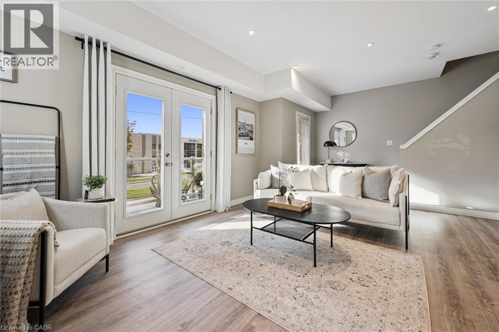 Townhouse for sale at 1114 Fairway Road N Unit# B, Grand River South, Kitchener, Ontario, photo 6