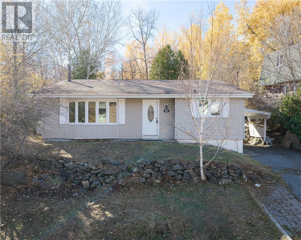 27 Snowdon Street, Sudbury, Ontario