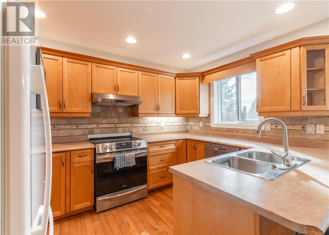 4319 Chateau, Hanmer, Ontario  P3P 1Y6 - Photo 11 - 2131141