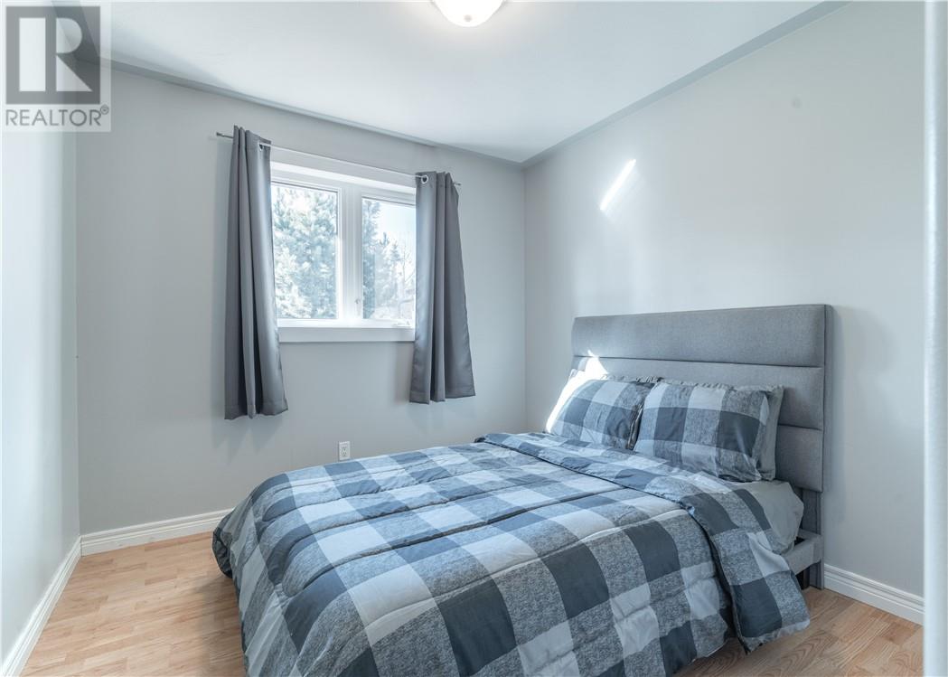 4319 Chateau, Hanmer, Ontario  P3P 1Y6 - Photo 17 - 2131141