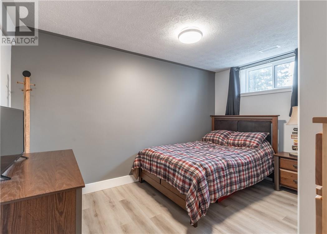 4319 Chateau, Hanmer, Ontario  P3P 1Y6 - Photo 28 - 2131141