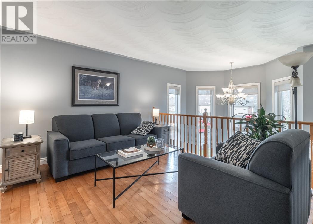 4319 Chateau, Hanmer, Ontario  P3P 1Y6 - Photo 3 - 2131141
