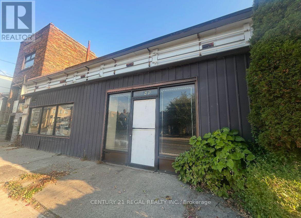 545 Vaughan Road, Toronto, Ontario  M6C 2R2 - Photo 1 - C14117946