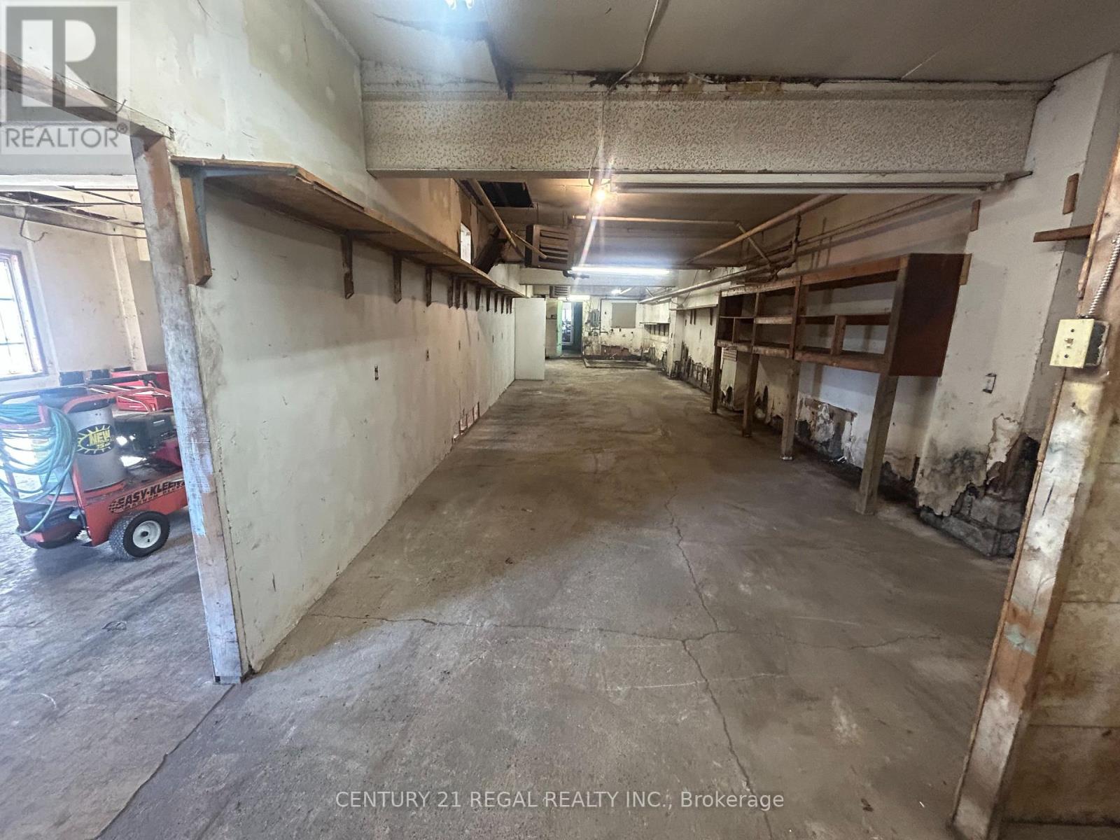 545 Vaughan Road, Toronto, Ontario  M6C 2R2 - Photo 5 - C14117946