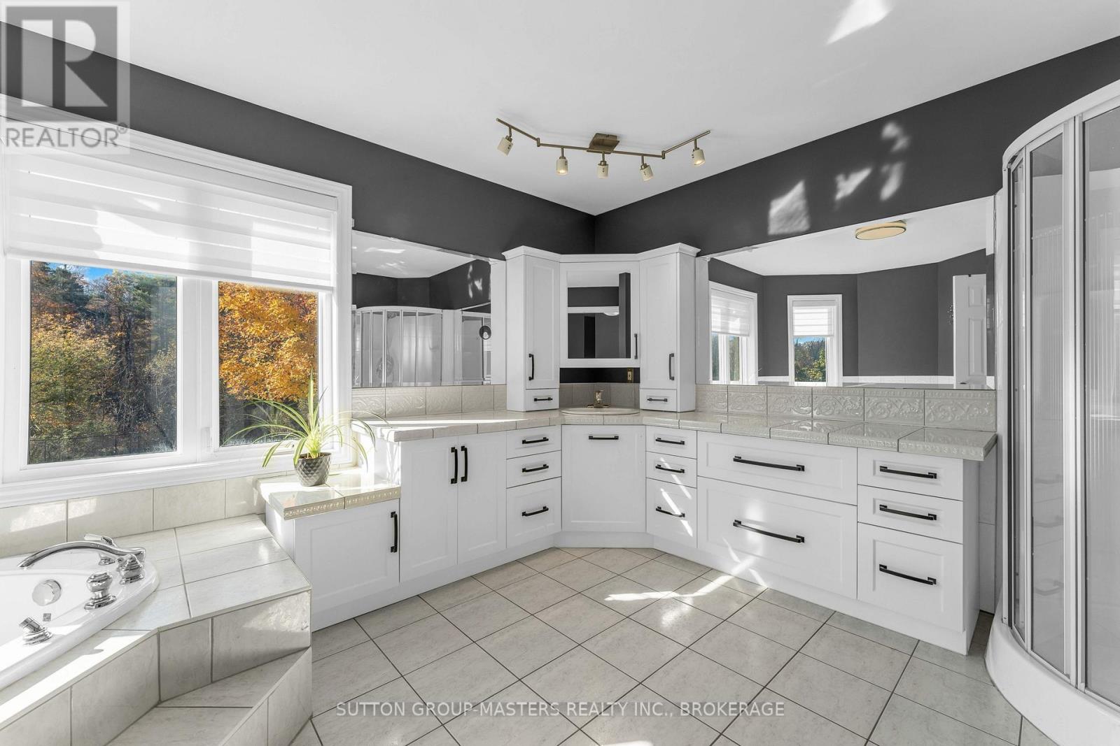 4860 Bath Road, Loyalist (Lennox And Addington - South), Ontario  K0H 1G0 - Photo 19 - X14127464