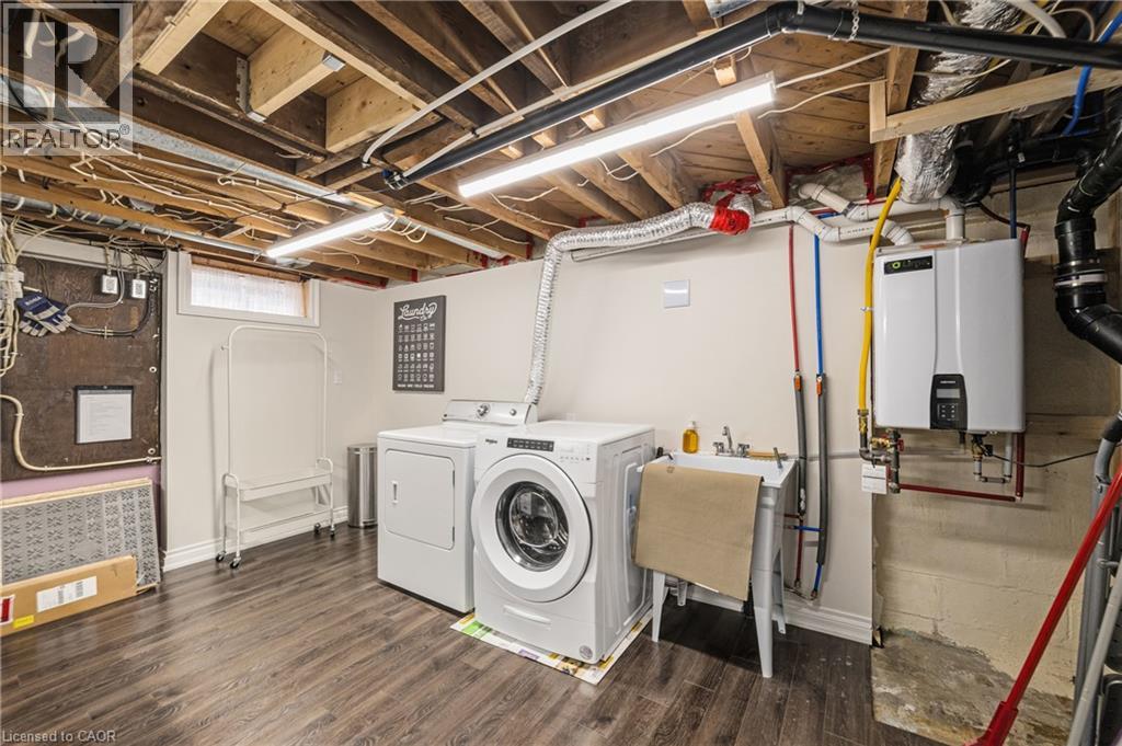 458 East 37th Street, Hamilton, Ontario  L8V 4B9 - Photo 21 - 40874854