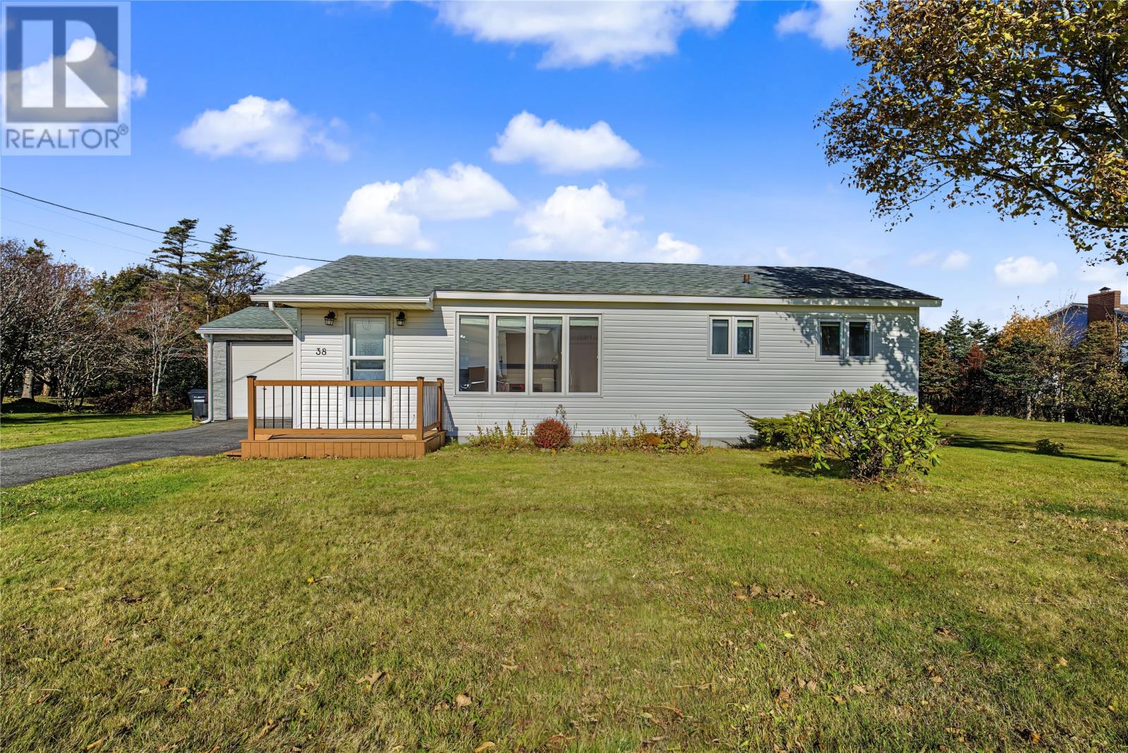 38 Majors Path St. John's Newfoundland & Labrador Canada A1A4Z9 for Sale residential Haris Barki Keller Williams Platinum Realty 38 Majors Path St. John's Newfoundland & Labrador Canada A1A4Z9, for Sale, residential, Haris Barki, Keller Williams Platinum Realty