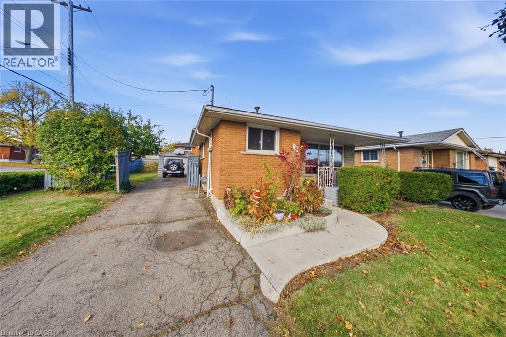 24 Rapallo Drive, Hamilton, Ontario  L8T 3X5 - Photo 3 - 40874022