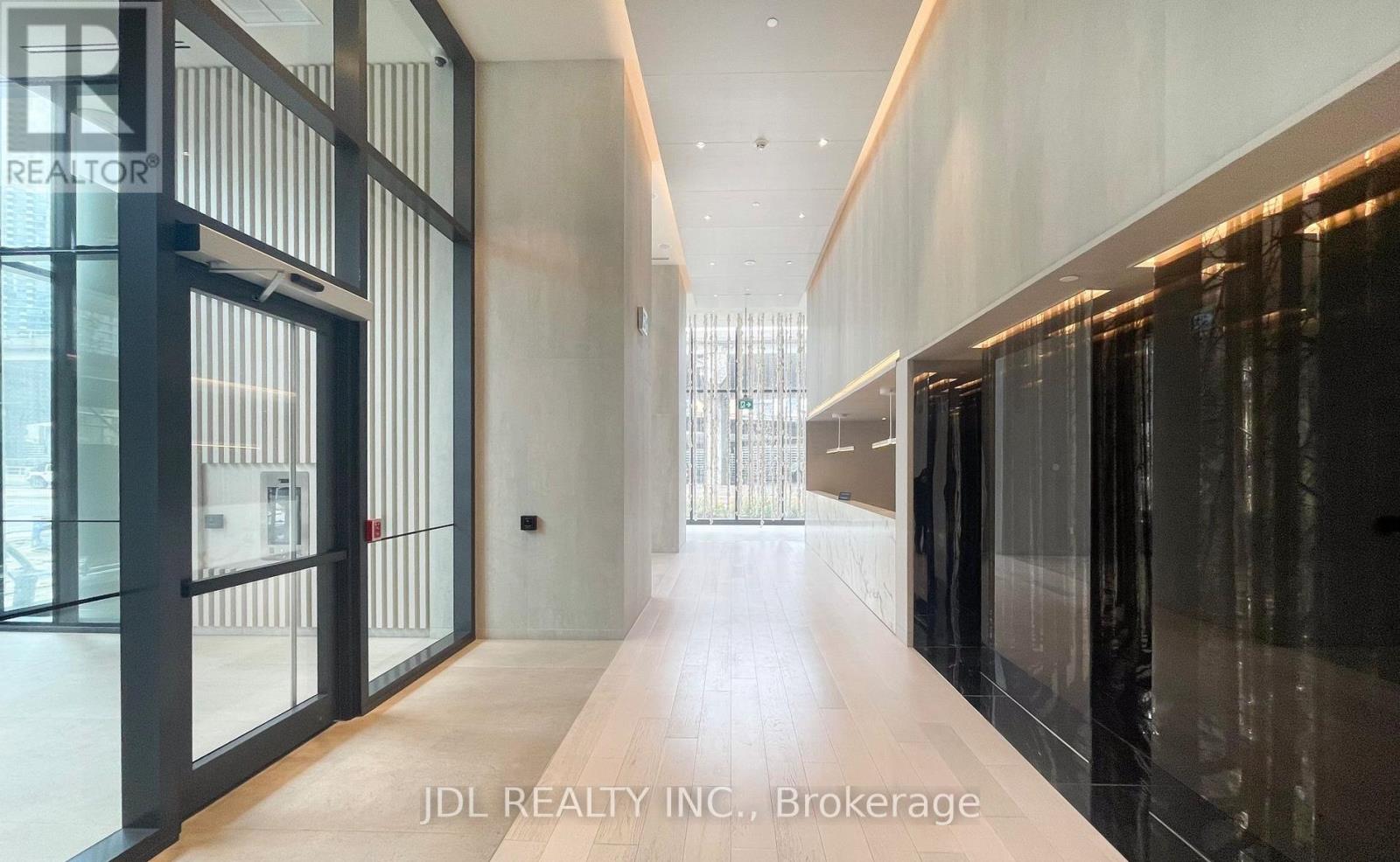 6101 - 55 Cooper Street, Toronto, Ontario  M5E 0G1 - Photo 4 - C14127656