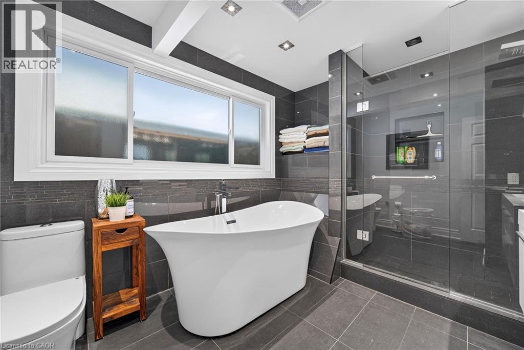 422 Third Line, Oakville, Ontario L6L 4A5 - Photo 18 - 40872689