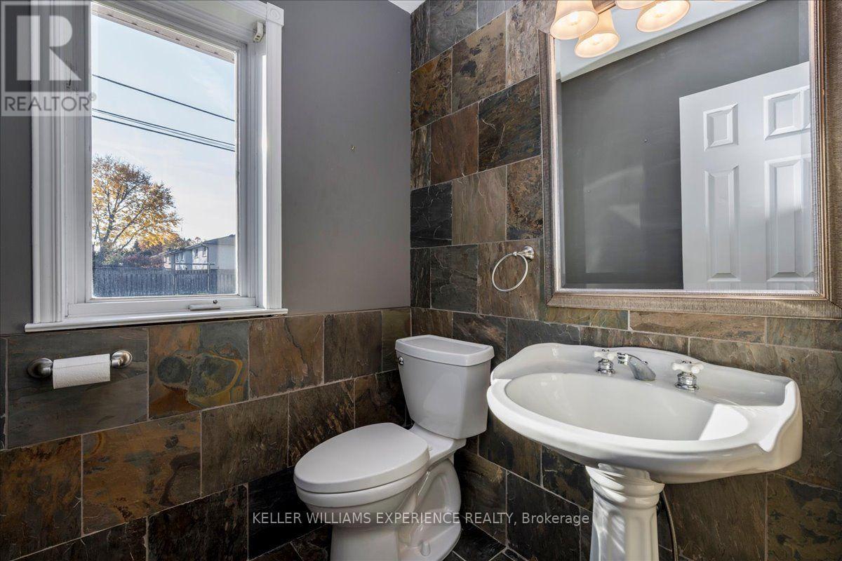 57 Toronto Street, Bradford West Gwillimbury (Bradford), Ontario  L3Z 2X4 - Photo 14 - N14127442