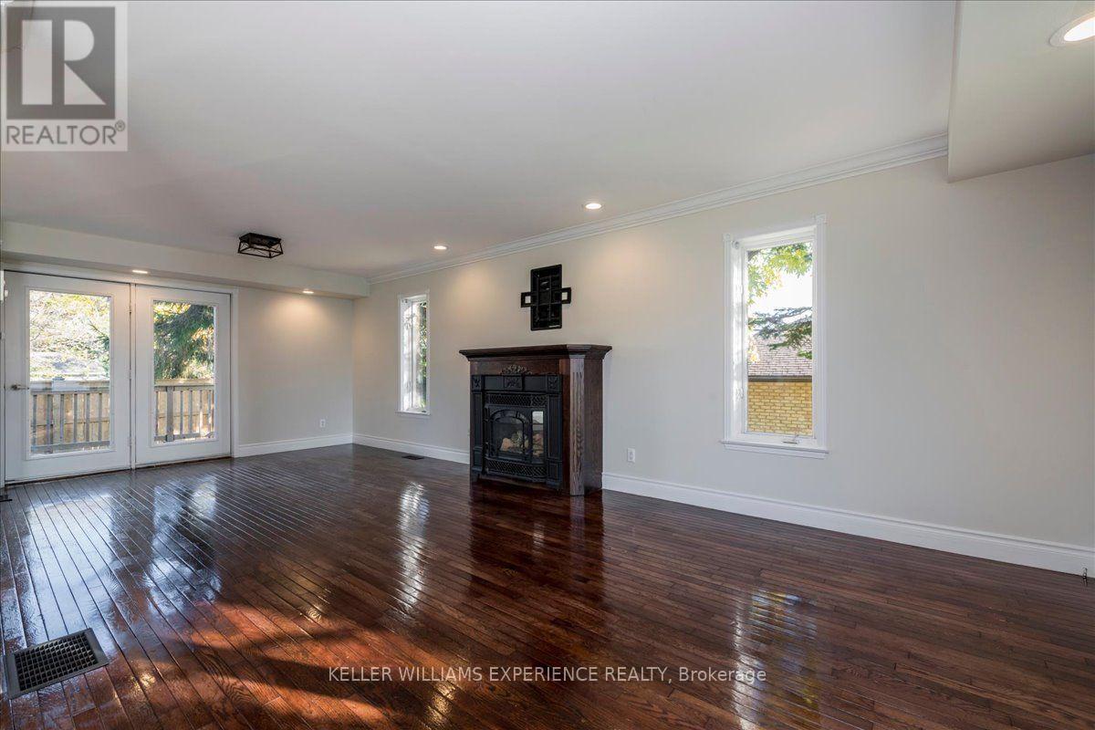 57 Toronto Street, Bradford West Gwillimbury (Bradford), Ontario  L3Z 2X4 - Photo 5 - N14127442