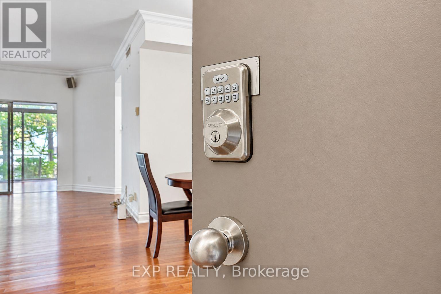 104 - 249 Major Mackenzie Drive E, Richmond Hill (Harding), Ontario  L4C 9M8 - Photo 2 - N14127448
