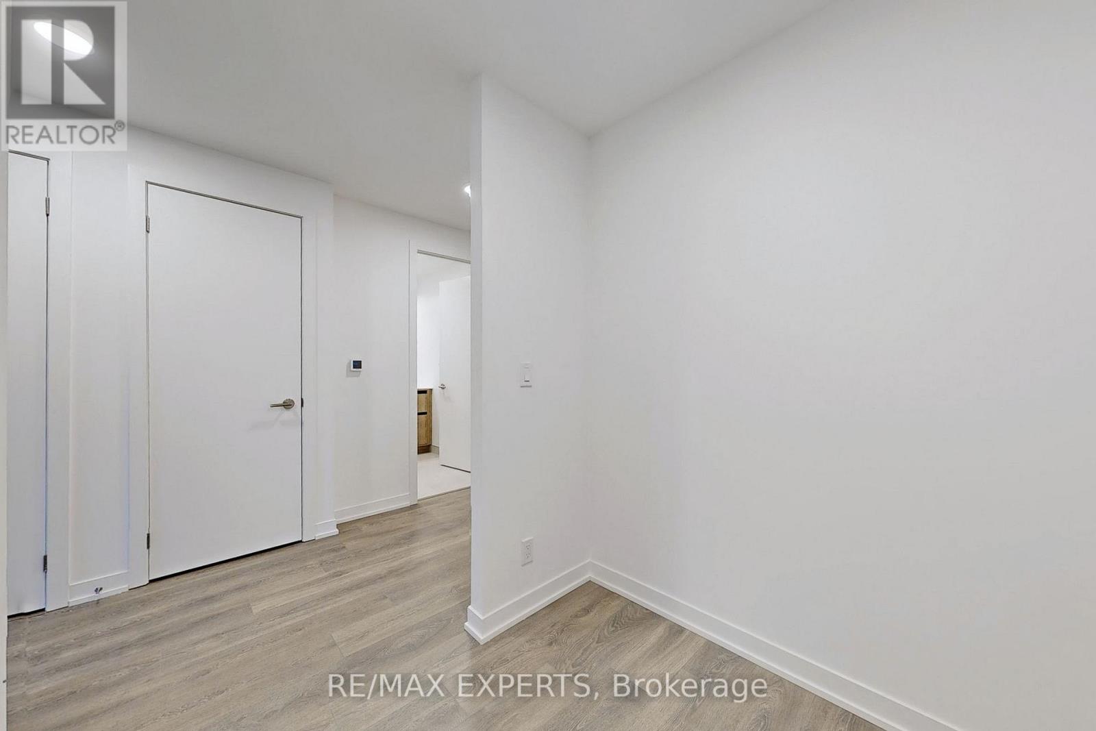 B-808 - 7950 Bathurst Street, Vaughan (Beverley Glen), Ontario  L4J 0L4 - Photo 16 - N14127592