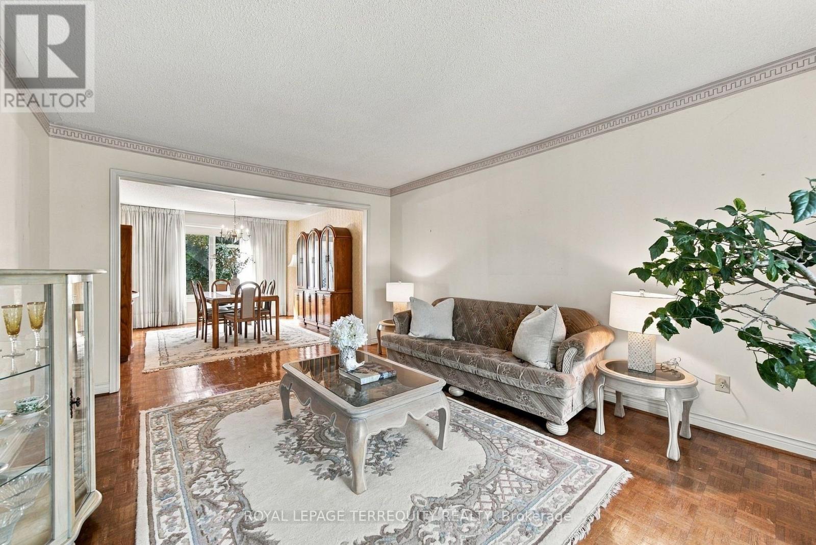 8 Mallory Avenue, Markham, Ontario  L3R 6P7 - Photo 7 - N14127662