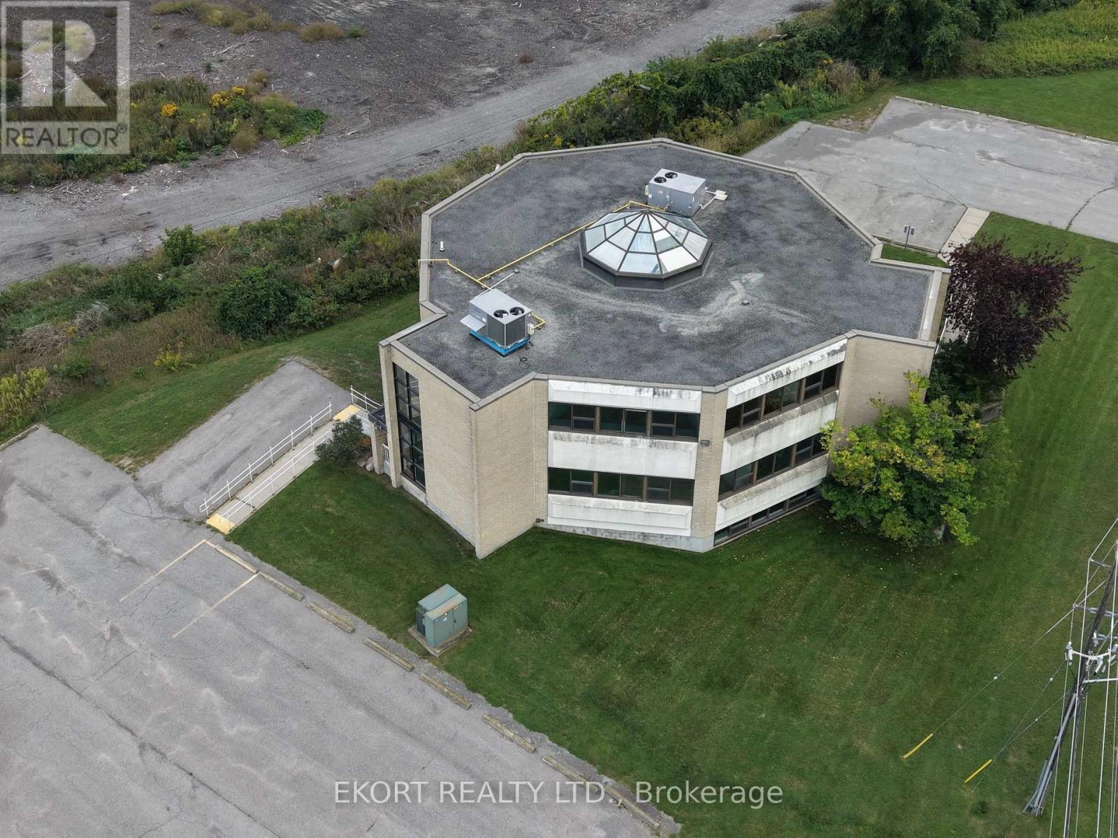 149 North Murray Street, Quinte West, Ontario  K8V 6R6 - Photo 2 - X12783880