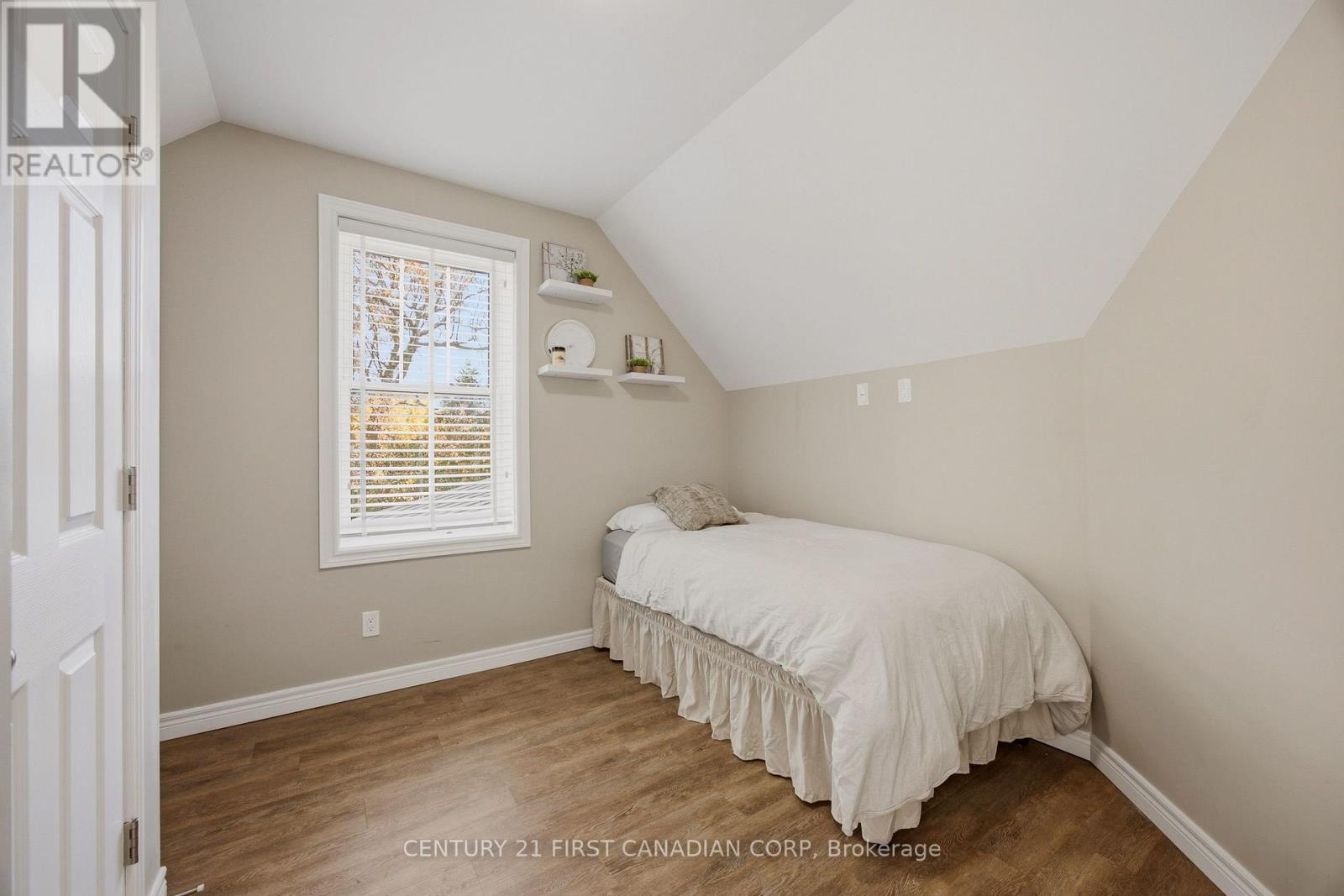 257 Union Street, North Middlesex, Ontario  N0M 2K0 - Photo 35 - X14127302