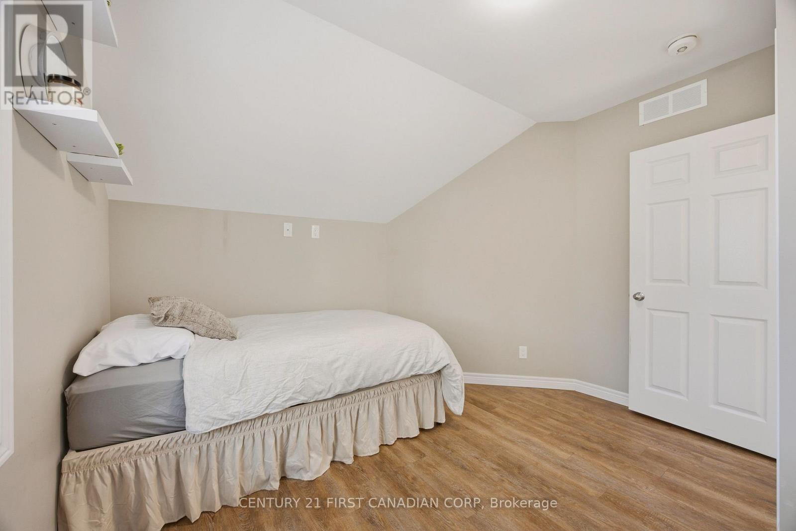 257 Union Street, North Middlesex, Ontario  N0M 2K0 - Photo 36 - X14127302