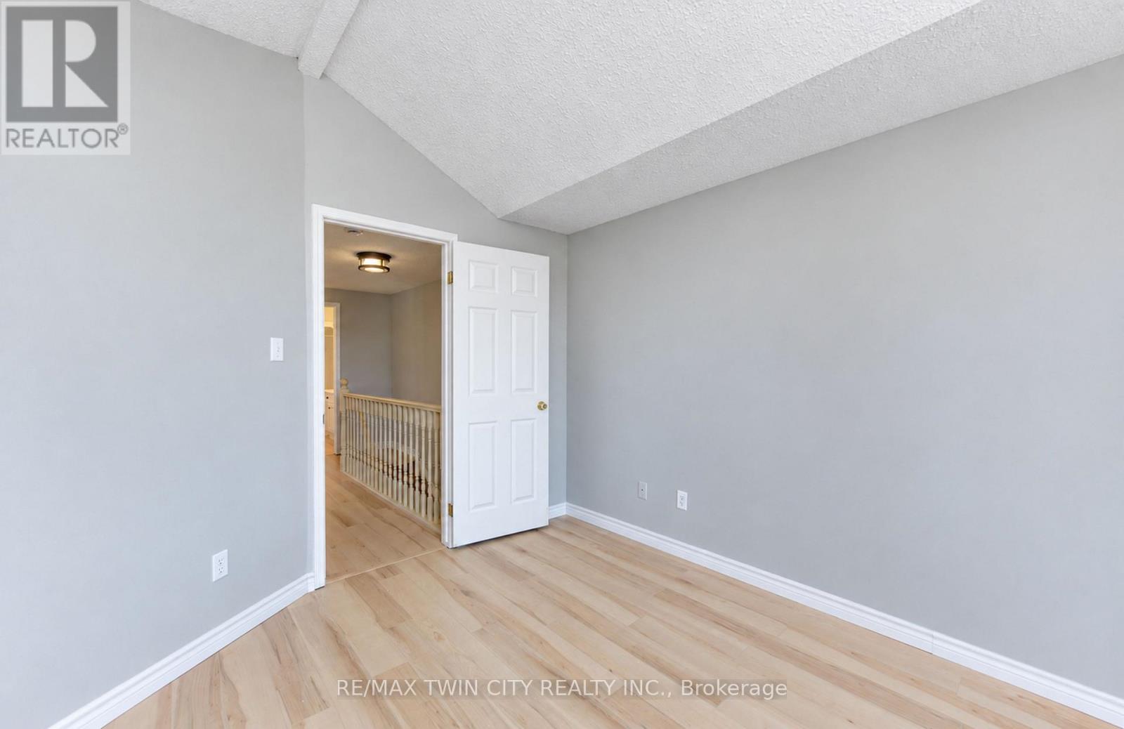 61 Chesterton Lane, Guelph, Ontario  N1E 7A6 - Photo 28 - X14127512