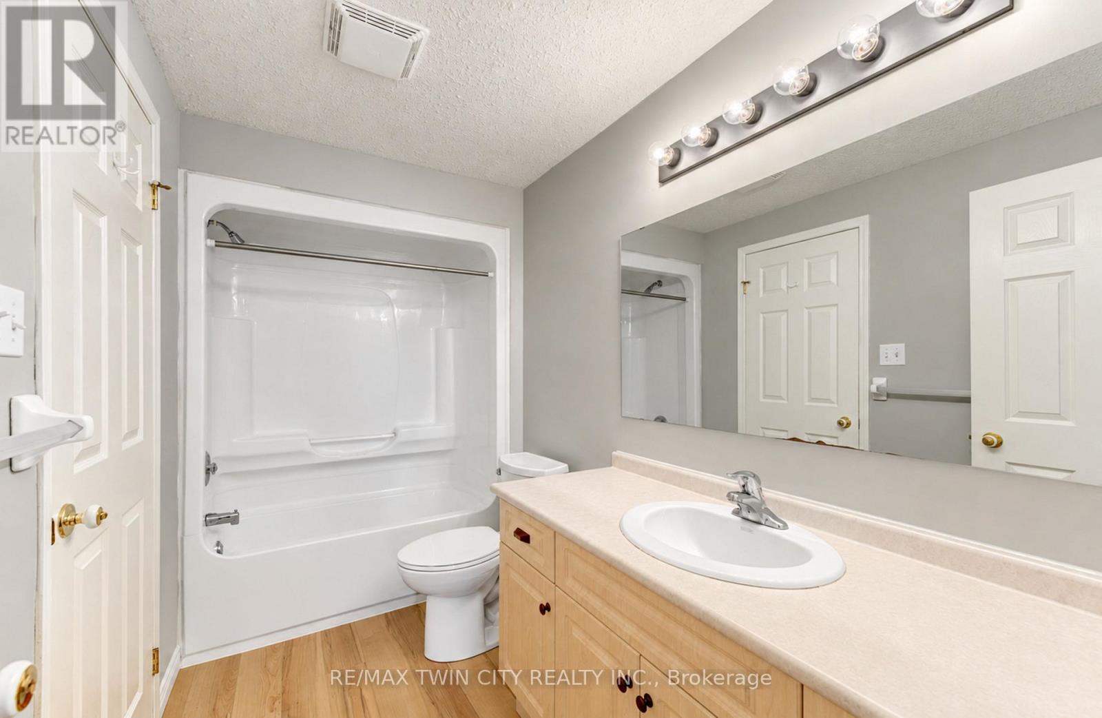 61 Chesterton Lane, Guelph, Ontario  N1E 7A6 - Photo 33 - X14127512