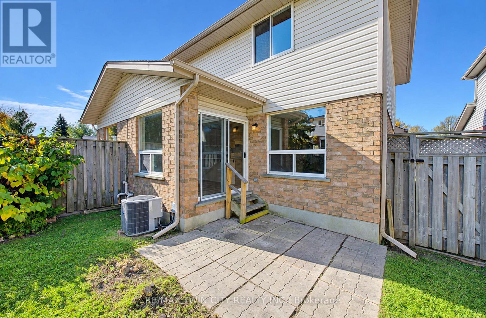 61 Chesterton Lane, Guelph, Ontario  N1E 7A6 - Photo 39 - X14127512