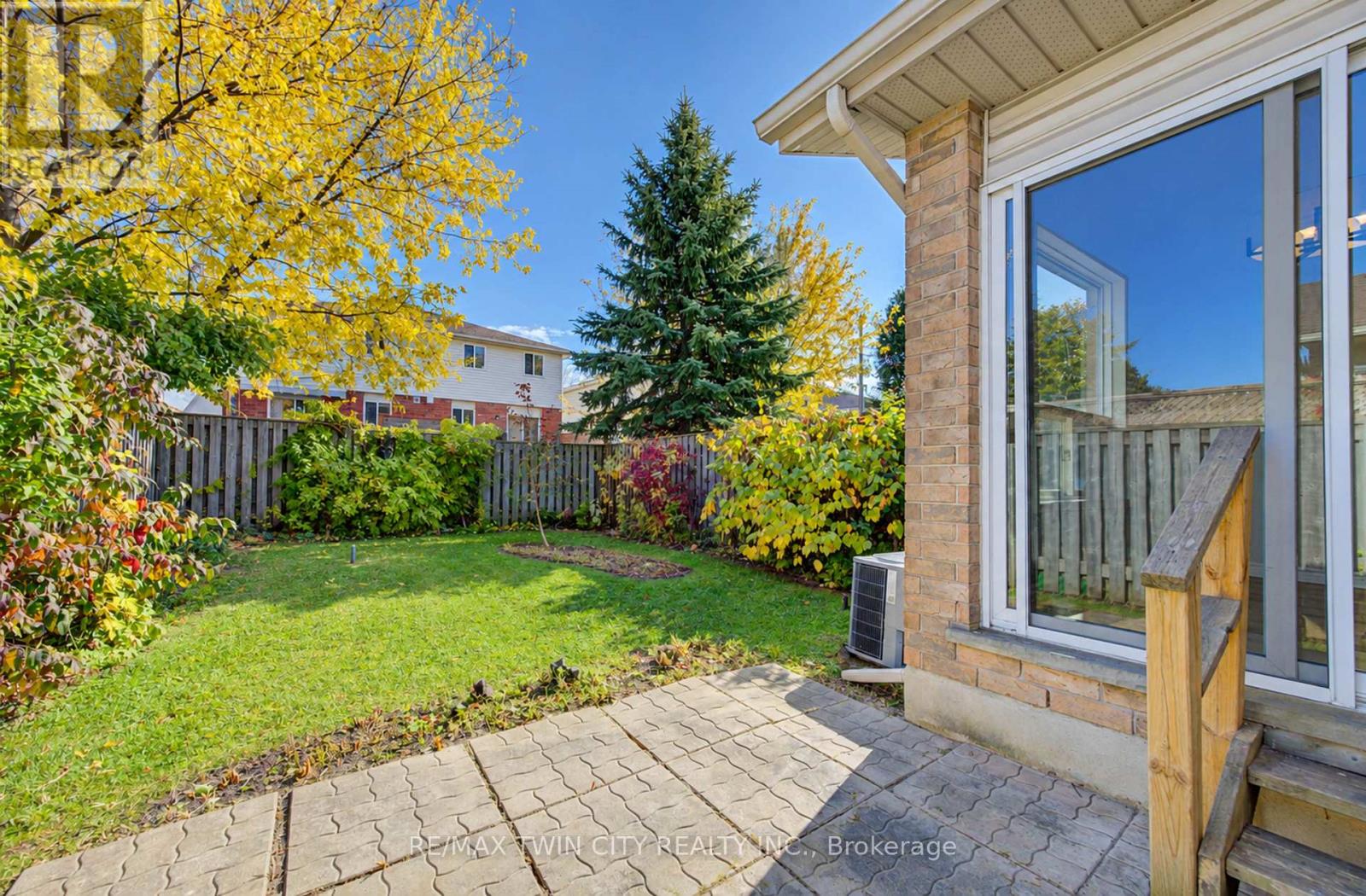 61 Chesterton Lane, Guelph, Ontario  N1E 7A6 - Photo 44 - X14127512