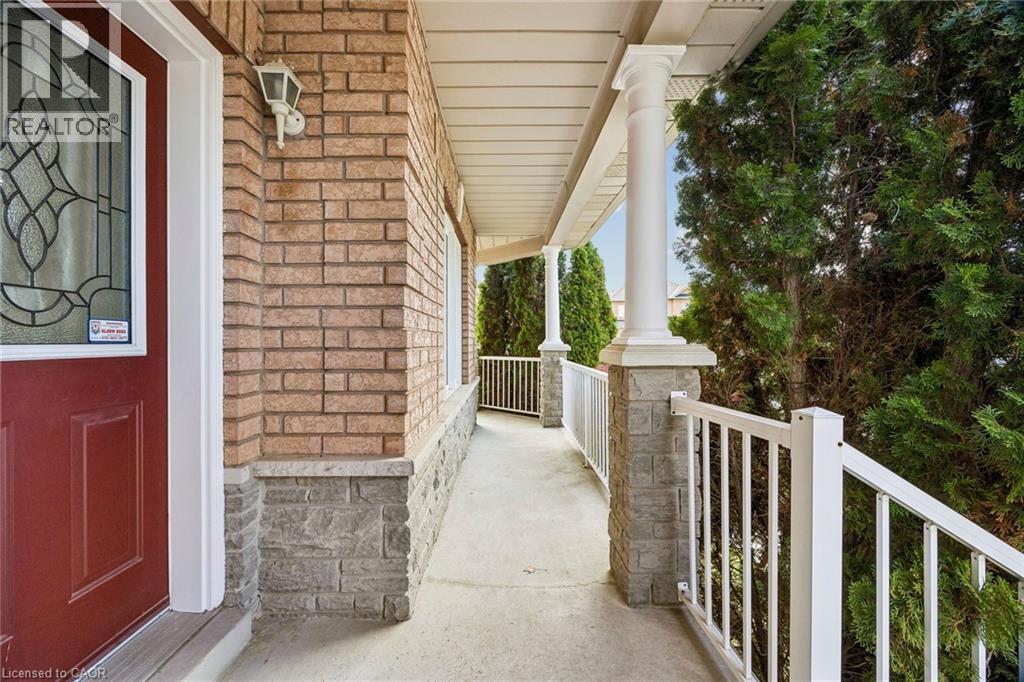 1 Willow Heights Boulevard, Markham, Ontario  L6C 2K6 - Photo 3 - 40867022