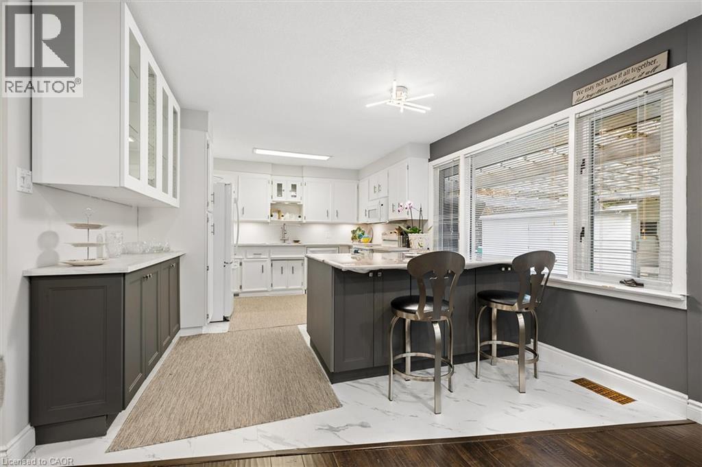 3 Oakwood Avenue, Kitchener, Ontario  N2H 6G7 - Photo 9 - 40874314