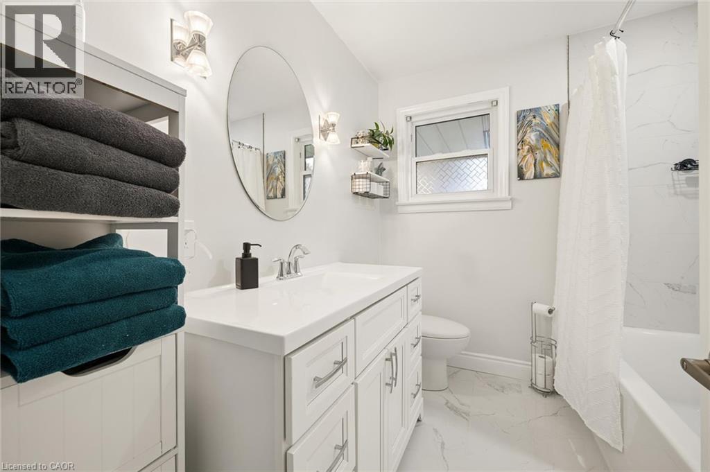 3 Oakwood Avenue, Kitchener, Ontario  N2H 6G7 - Photo 16 - 40874314