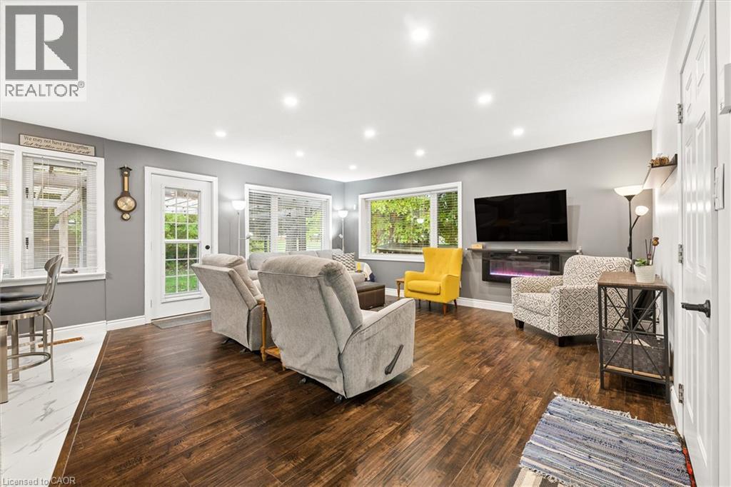 3 Oakwood Avenue, Kitchener, Ontario  N2H 6G7 - Photo 7 - 40874314