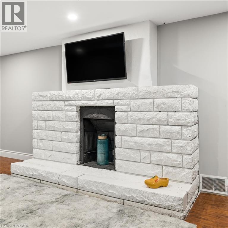 3 Oakwood Avenue, Kitchener, Ontario  N2H 6G7 - Photo 20 - 40874314