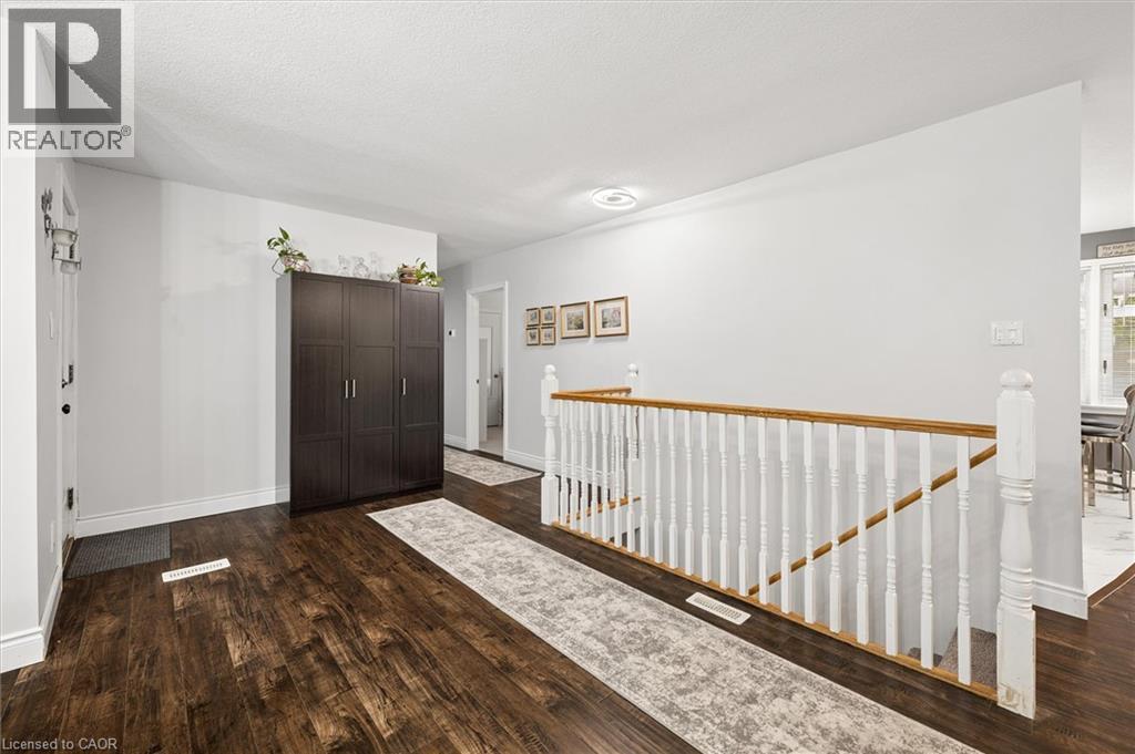 3 Oakwood Avenue, Kitchener, Ontario  N2H 6G7 - Photo 6 - 40874314
