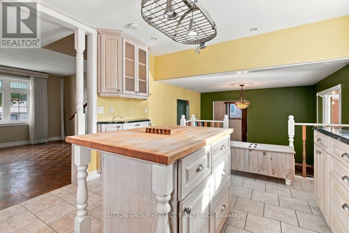 25 Finch Crescent, London South, Ontario  N6E 2E4 - Photo 19 - X14127772