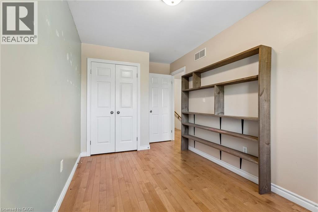 27 Pettit Street, Stoney Creek, Ontario L8E 5V7 - Photo 33 - 40870562